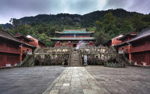 湖北省的这座名山，被誉为“天下第一仙山”, 名气响亮全国