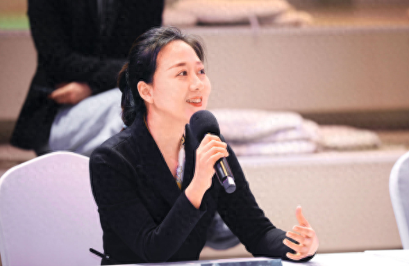 中外艺术歌曲是何定义（罗雪迩让世界更好地听见中国）