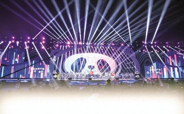 办一场会 兴一座城 惠一方人