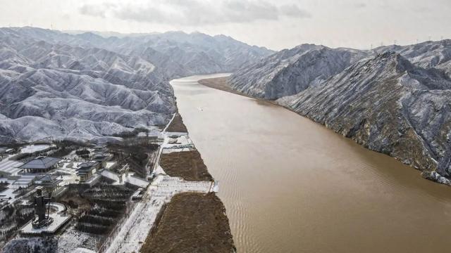 青铜峡黄河大峡谷冰雪乐园12月焕新启幕！邀您共赴一场冰雪奇缘