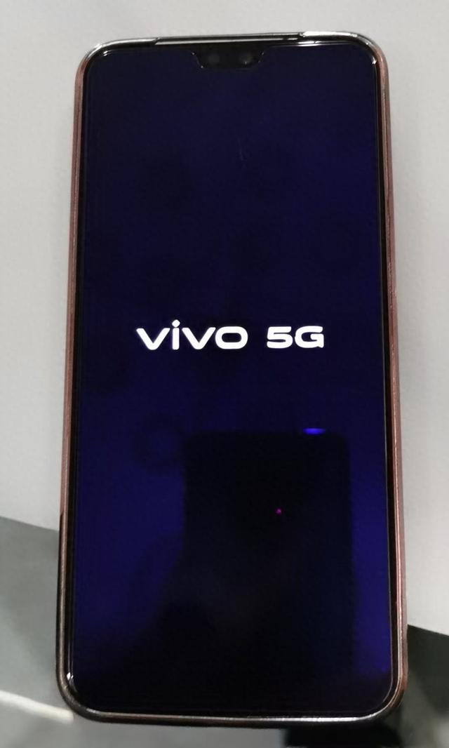 手机卡死机不用急,厂商留有强制重启!常见品牌手机强制重启方式