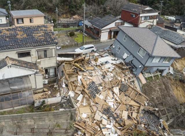 日本7.5级强震	，中方反应不寻常，高度关注三地事态，军舰已就位