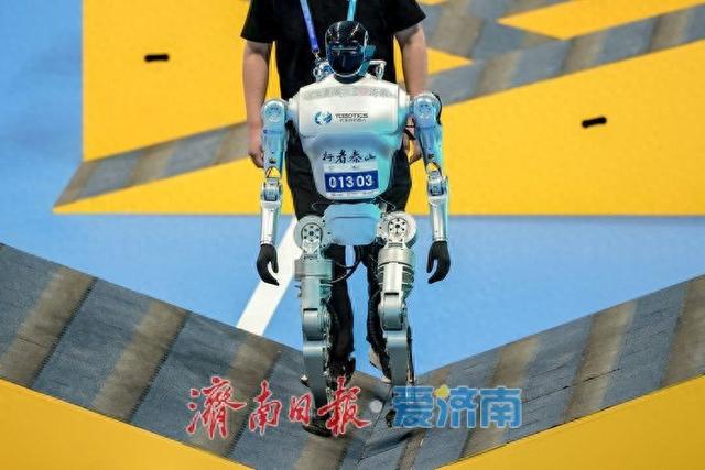 “行者”“泰山”分获100米障碍赛第四、第五名，仅落后于宇树机器人