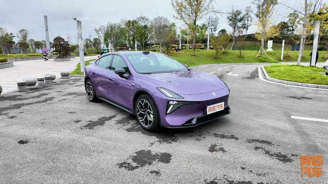 悬架优化（深蓝L06开起来咋样）