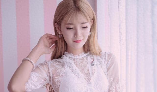 陌生拜访的十种开场白有哪些（如何搭讪陌生妹子开场白分享 5 个不尬的自然方式）