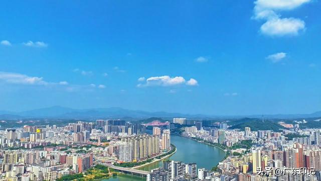 这里的首任县令是南越王赵佗
