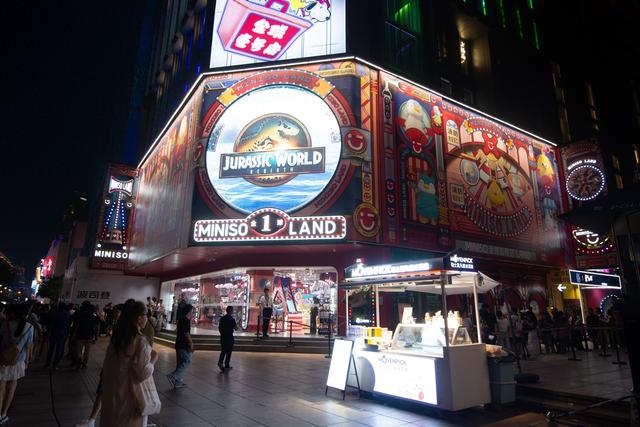 2025暑期氛围夜生活型城市：白天是文化漫游夜晚才是高光时刻