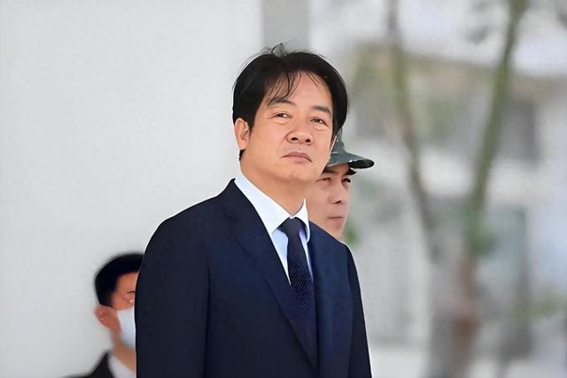 特朗普做出让步？中美刚谈完，官方就台海发声，7次提到“统一后”，岛内一片哗然，释放信号强烈