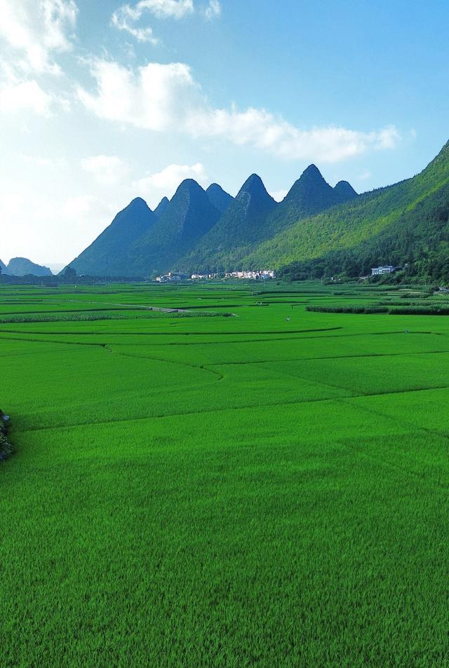 黔西南：一幅流动的清凉山水画卷
