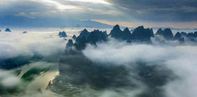 盘点中国最美五大景点！黄山只能排第3？第一名连神明都避让！