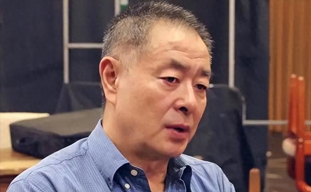 濮存昕：家人相继去世，如今72岁不敢老去，还要照顾年迈的老母亲