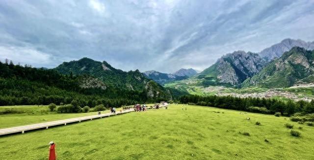 甘肃这10个的地方，风景优美，人也不多，风景不输大部分5A景区
