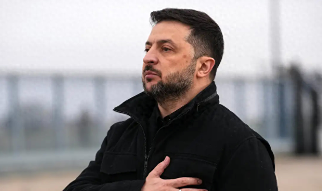 找到勾结把柄，乌高兴坏了，但通敌的不是中国，名单吓坏泽连斯基