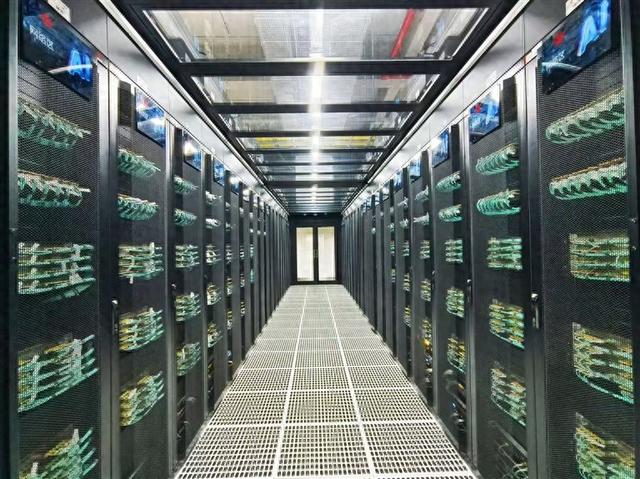 河南AI战场：甲骨文大模型 算力独角兽 脑机接口