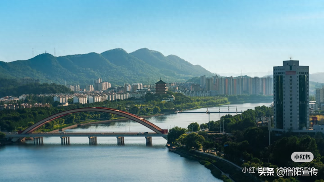 辞家千里，最念是信阳