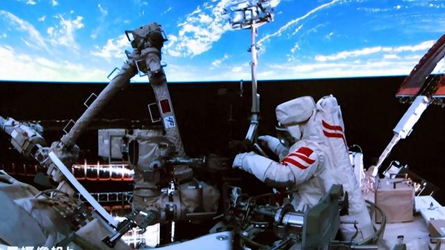 神舟飞船首次遭遇碎片撞击？中国为这一天已准备多年