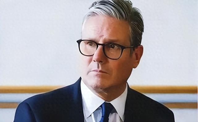 两件事得罪中国，英国首相访华行程黄了，中方已确认将其拒之门外