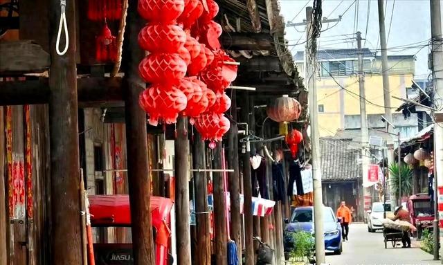 比街子清净，比元通本真，成都最小古镇藏着最浓烟火气