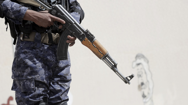 苏丹港暗藏玄机！假援非真运弹，伊朗这招瞒天过海！