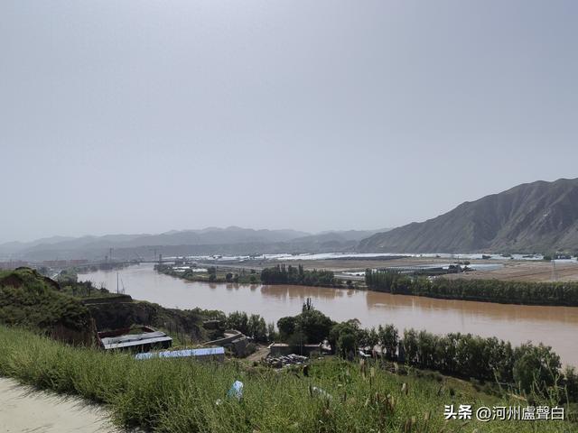 什川东北的黄河峡谷