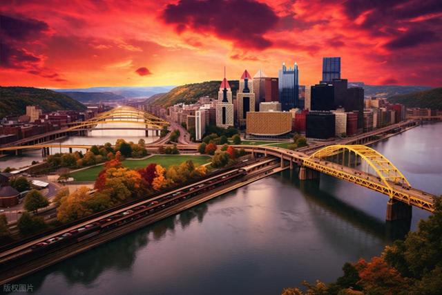 景致记录：狄更斯在美国匹兹堡，乘奇特动力列车，等离谱晚点的船