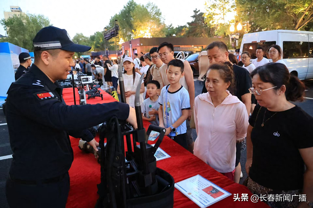 “魅力长春 警民同乐”主题文艺演出在长春历史文化博物馆广场精彩上演