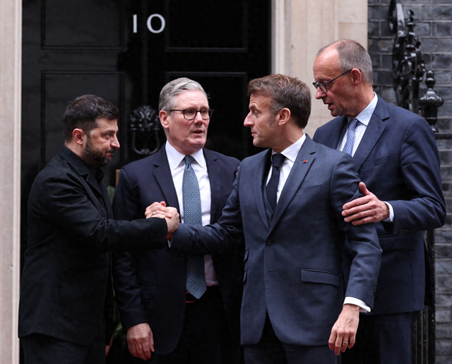 美欧裂痕公开化！特朗普质疑欧洲协调，乌克兰前景再添迷雾？