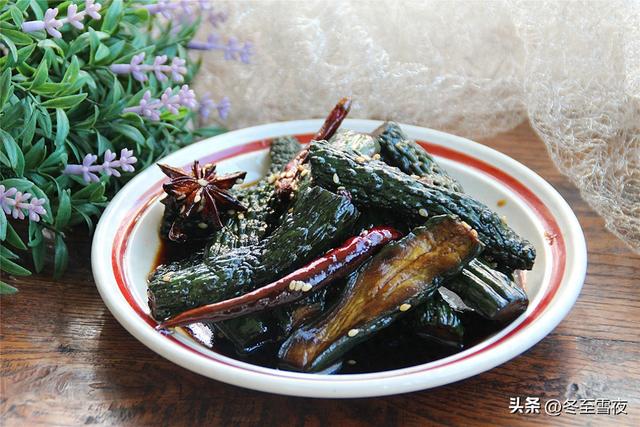 黄瓜咸菜的制作方法（这样腌黄瓜扭咸菜）