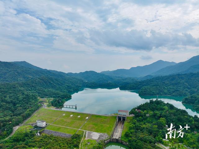 水木清华，涉以成趣！全国生态日，走进河源桂山林场七寨湖公园