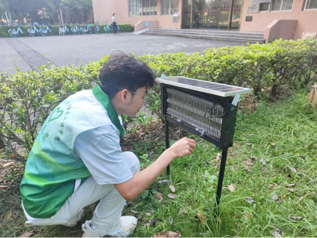 五邑大学成功开发灭蚊“黑科技”，诱捕效果翻倍