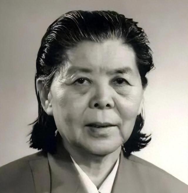 开国上将杨得志真是老当益壮，80岁再娶妻，夫妻俩一起生活了4年