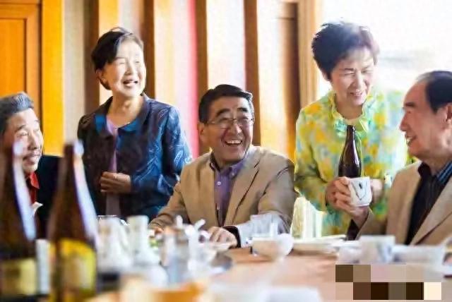 新婚不久才明白，如果双方父母很少往来，多半是这几处出了问题