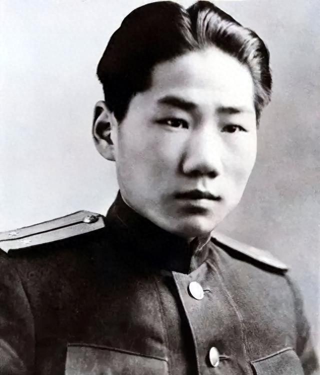 如果毛岸英不牺牲，毛主席会不会让他接班？历史早就给出了答案