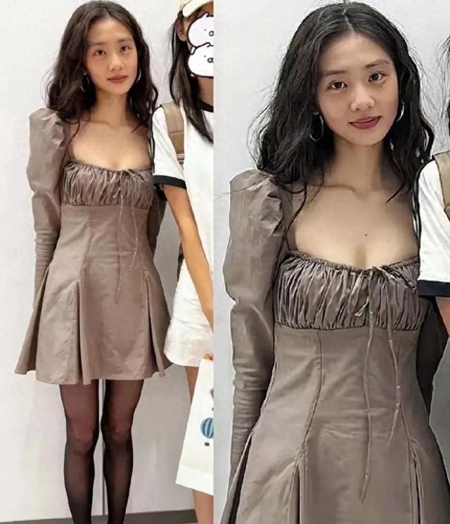 黄多多才19岁风格就像妈妈孙莉，简直和妈妈共用一张脸太厉害