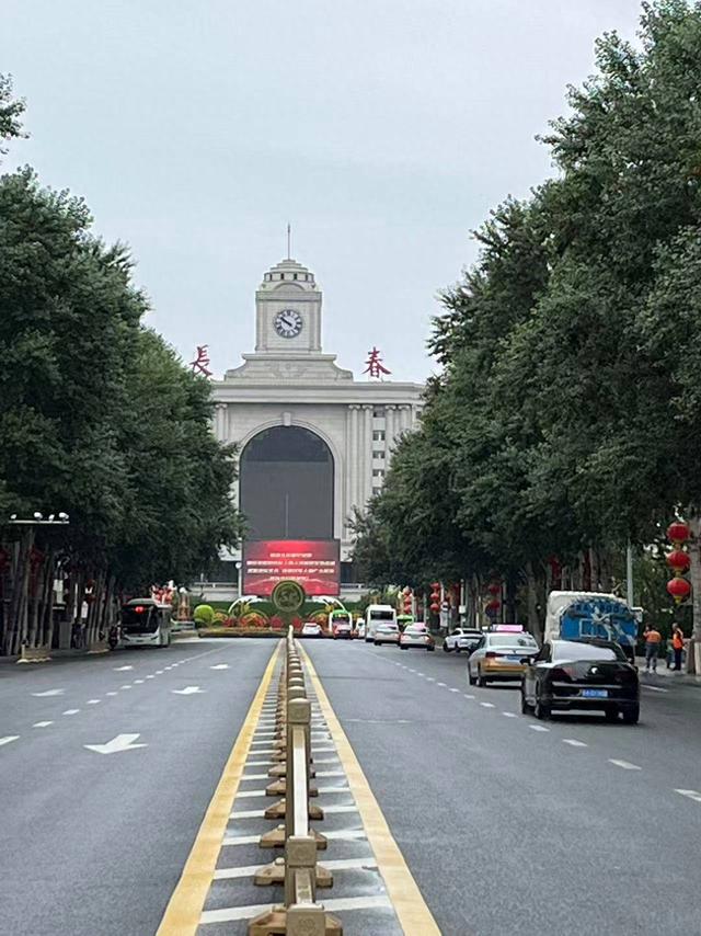 长春人民大街 在北铭记血泪的历史 向南探索新的方向