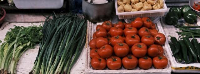 菜市场的烟火气，照见最真实的生活模样