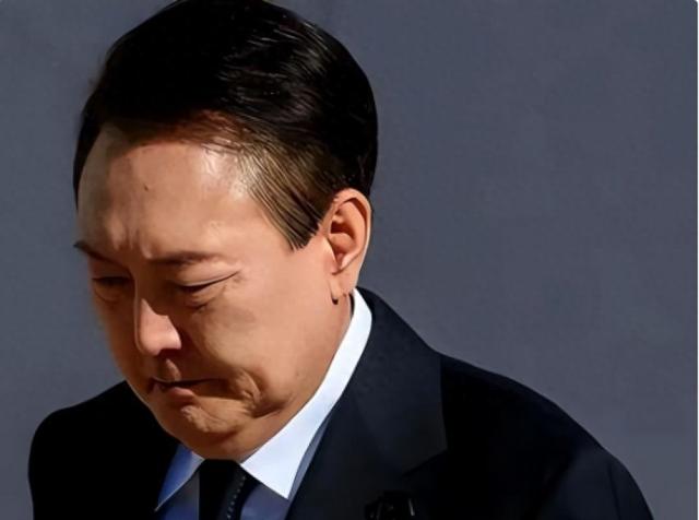 李在明越查越“惊心”，尹锡悦在发动戒严前，竟然还和台湾当局有不可告人秘密？中方不得不防