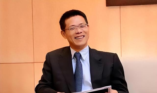 美国发出全球通缉令，逮捕中国芯片科学家陈正坤，现在怎么样了？