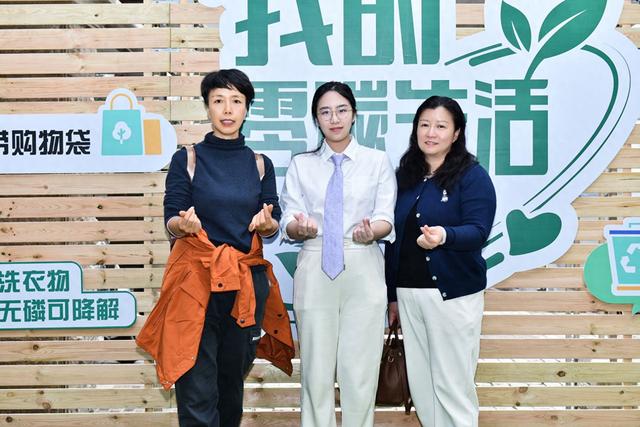 东湖评论：来一场Citywalk，以低碳生活遇见城市烟火