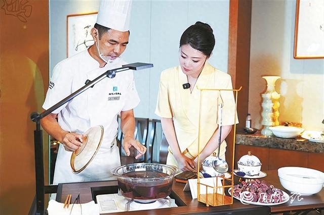 “来厦门住酒店”首站直播，让各地游客体验酒店新玩法