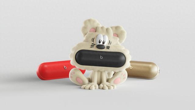 “含住”Beats Pill音箱：苹果联合推出“Vear熊”限量套装