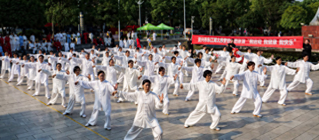 提醒：千万注意，公园练太极拳的这一种人！