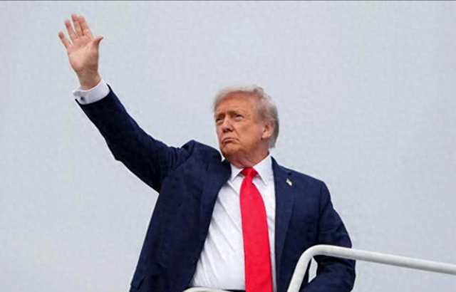 中美刚刚谈完，特朗普向战争部下了一道命令，中方呼吁赶紧停下