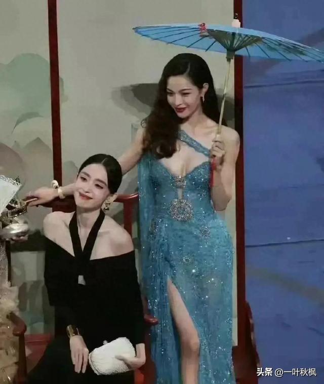 衣服都快走光了， 钟楚曦还能这么淡定啊？真是太厉害了