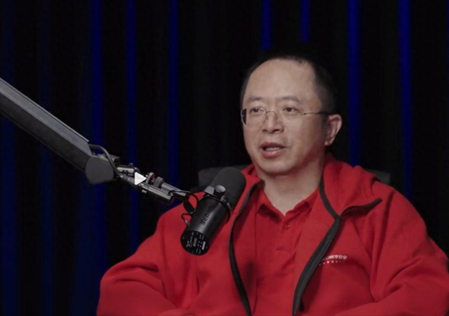 机器人开始抢保安饭碗了？周鸿祎：人类最后的防线正在被AI攻破