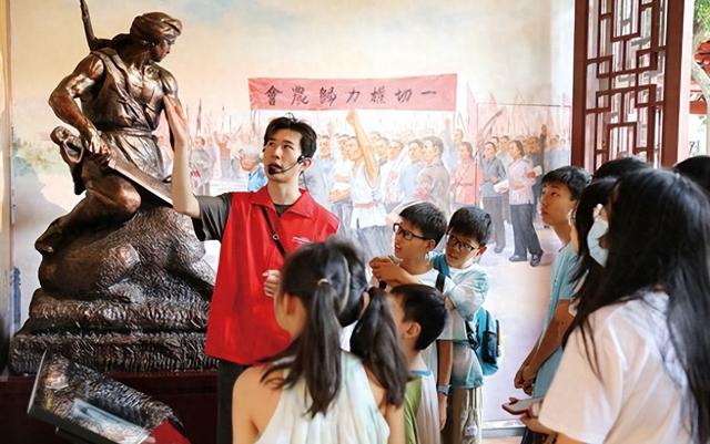 “打卡”广府 乐在其中
