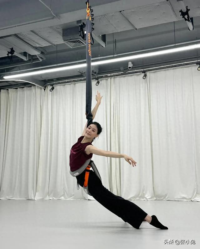 短剧女演员也开始卷身高了，这9位长腿女神又美又飒，演技还了得