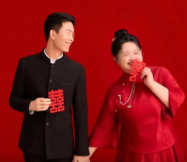 新郎婚礼跳河后续：被找到时身穿喜服，原因曝光	，新娘回应引质疑