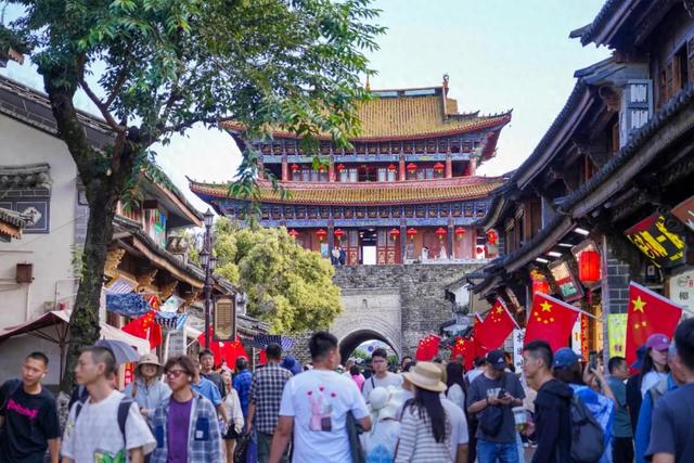 接待旅游者521.61万人次！大理文旅市场持续火热