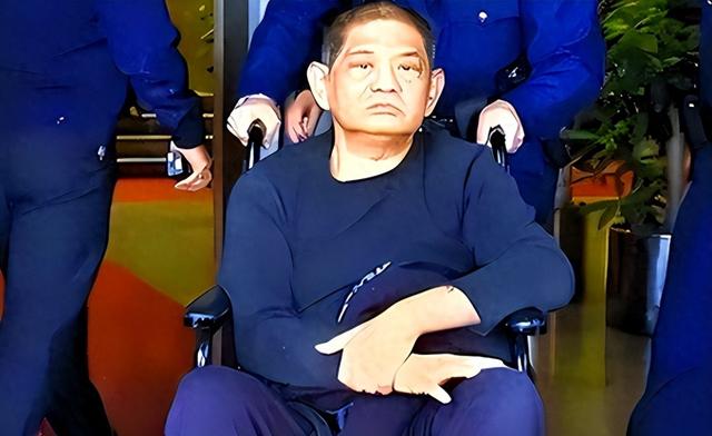 100多位情妇，包养费上亿元	，9女同床却落得个凄凉下场	、人财两空